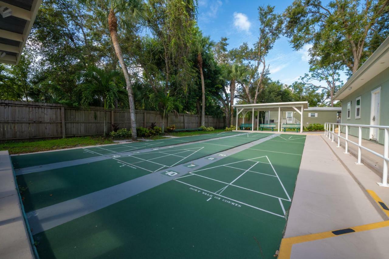 Naples Rv Resort Naples Manor Bagian luar foto