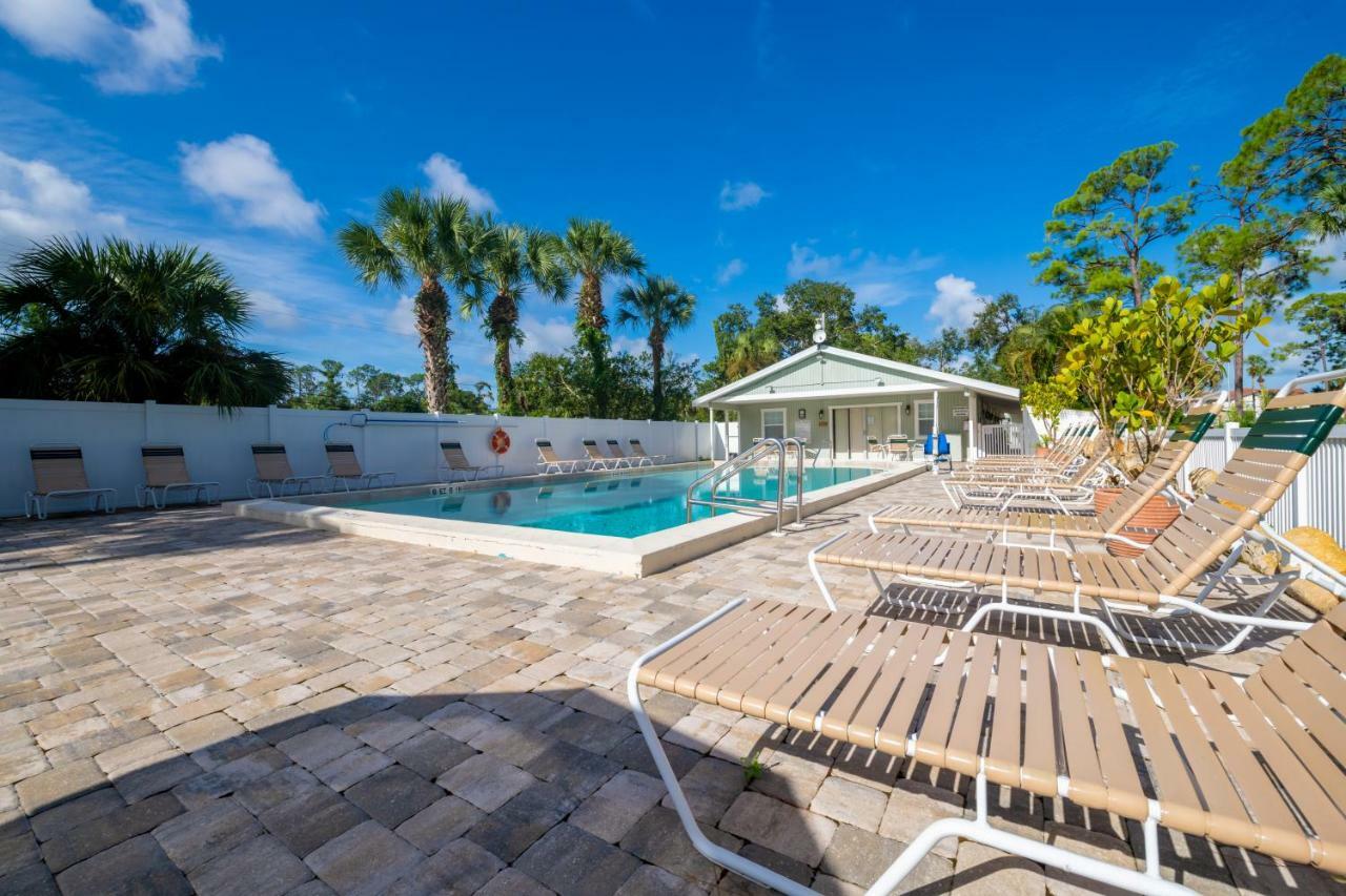 Naples Rv Resort Naples Manor Bagian luar foto