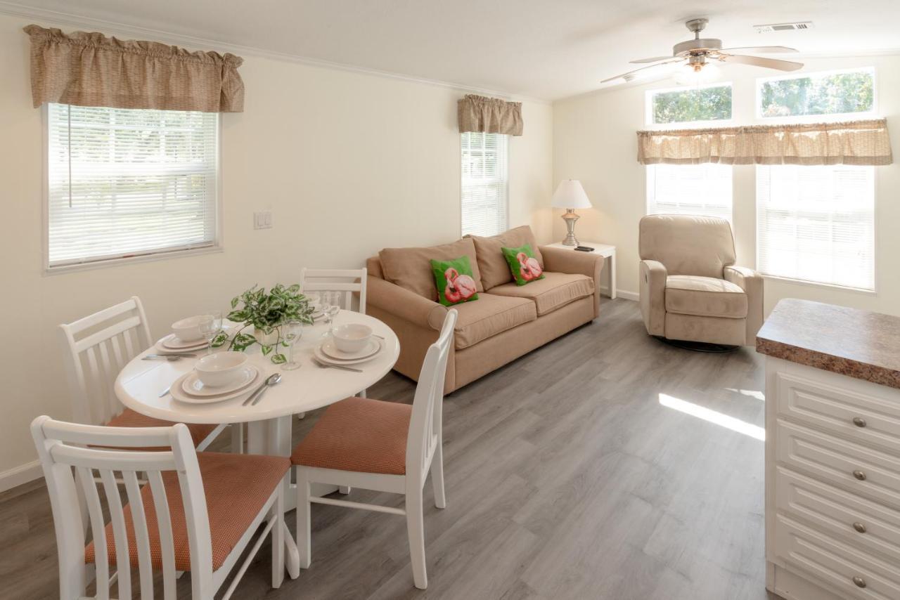 Naples Rv Resort Naples Manor Bagian luar foto