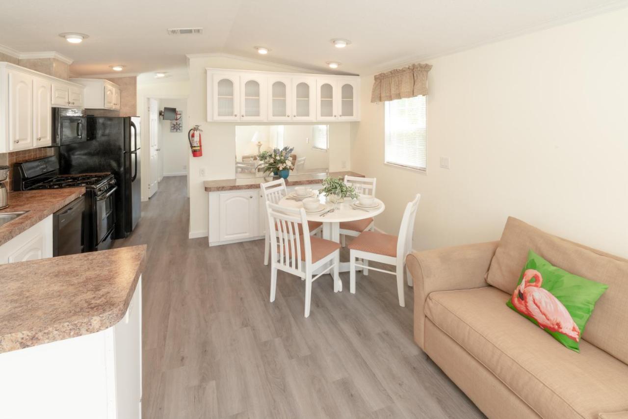 Naples Rv Resort Naples Manor Bagian luar foto